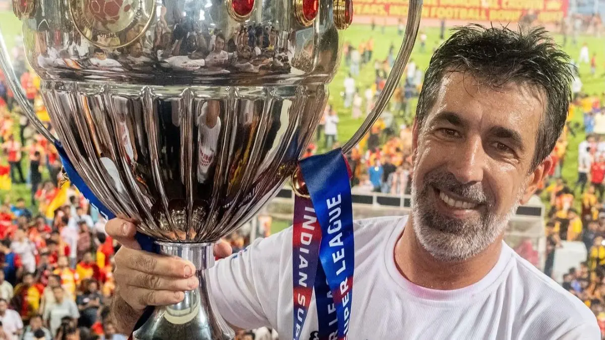 Oscar Bruzon Kumpulkan 15 Trofi! Pelatih Baru Bhayangkara FC Siap Hancurkan Mimpi Persebaya Surabaya